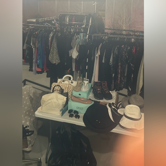 I am live 🥳🥳🥳 - Picture 3 of 9